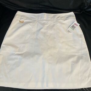 Elegant White Vineyard Vines Women's Skort